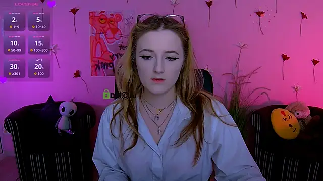 Snapshot of luna_berryy chatting on 04-17-26, 07:28 luna berryy online show from 04-17-26, 07:28