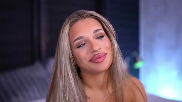 Candy Ivy online show from 01-25-25, 12:06