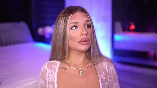 Candy Ivy online show from 02-22-25, 07:36