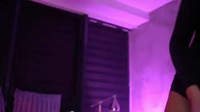 Candy Ivy online show from 09-08-25, 05:23