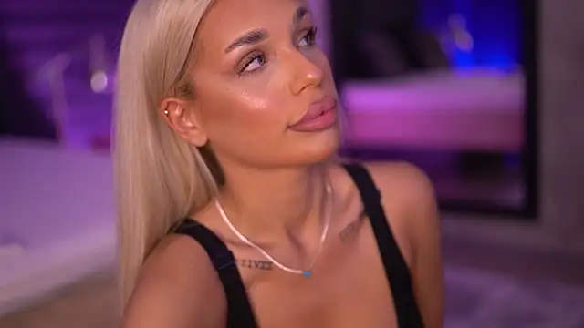 Candy Ivy online show from 09-22-25, 05:37