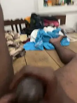 Snapshot of tamil000000 chatting on 12-28-24, 06:29 tamil000000 online show from 12-28-24, 06:29