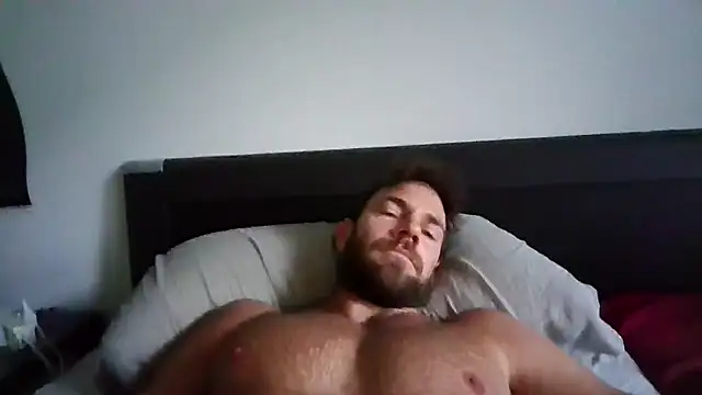 Snapshot of alpha-hunk chatting on 09-30-25, 07:02 alpha-hunk online show from 09-30-25, 07:02