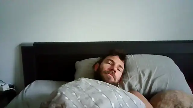 Snapshot of alpha-hunk chatting on 10-08-25, 07:28 alpha-hunk online show from 10-08-25, 07:28