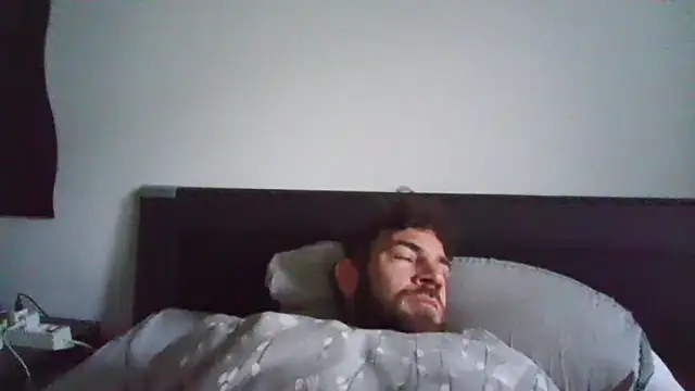 Snapshot of alpha-hunk chatting on 10-11-25, 06:56 alpha-hunk online show from 10-11-25, 06:56