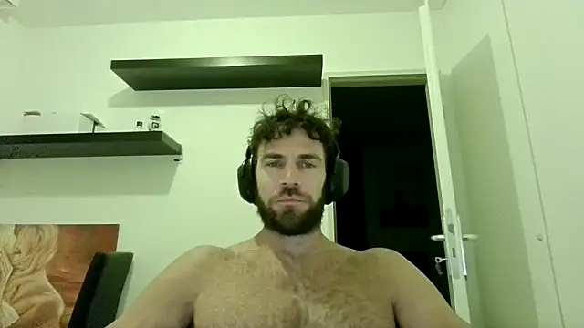 Snapshot of alpha-hunk chatting on 10-11-25, 07:01 alpha-hunk online show from 10-11-25, 07:01