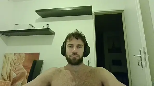 Snapshot of alpha-hunk chatting on 10-12-25, 07:46 alpha-hunk online show from 10-12-25, 07:46