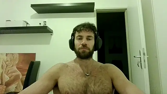 Snapshot of alpha-hunk chatting on 10-19-25, 07:25 alpha-hunk online show from 10-19-25, 07:25