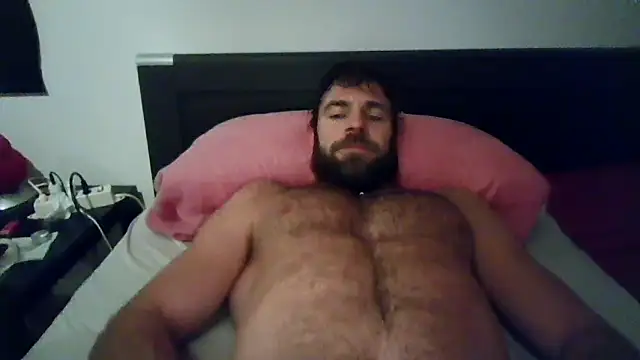 Snapshot of alpha-hunk chatting on 10-29-25, 08:10 alpha-hunk online show from 10-29-25, 08:10