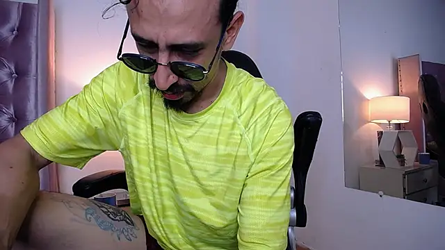 Sr Magnus  online show from 09-25-25, 06:39