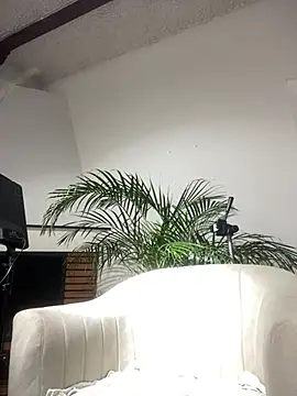 Kyna euphoria online show from 02-08-25, 07:27