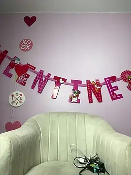 Kyna euphoria online show from 02-12-25, 09:01