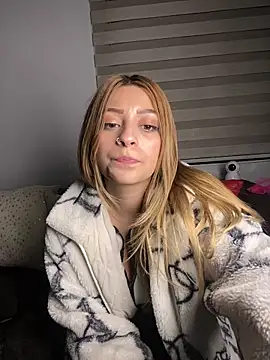 Kyna euphoria online show from 02-19-25, 07:38