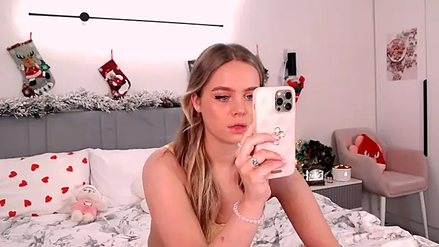 SIlviaBeyt online show from 12-23-24, 03:55