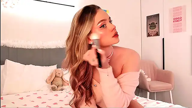 SIlviaBeyt online show from 09-19-25, 06:30