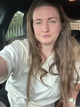 BustyBonnieUK online show from 09-19-25, 11:55