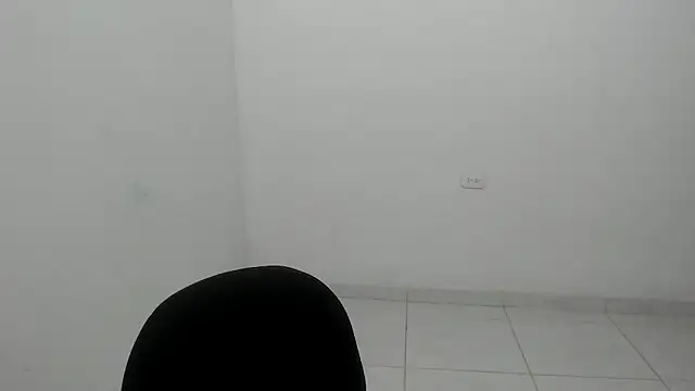 estefania224 online show from 05-06-26, 11:43