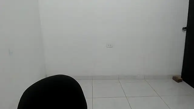 estefania224 online show from 05-09-26, 02:28