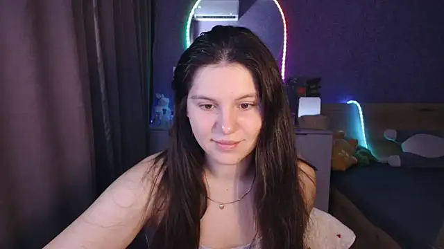bellaelya online show from 09-23-25, 08:06