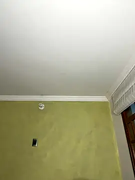 aurora divine online show from 09-18-25, 10:45