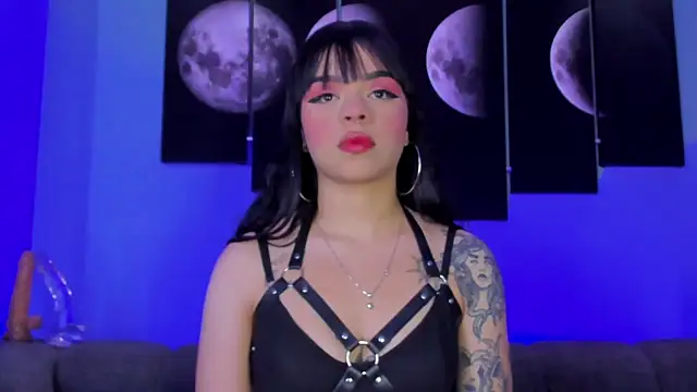 maddy walker online show from 12-16-24, 09:09