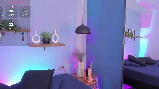 maddy walker online show from 12-17-25, 12:33