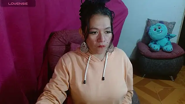 Mercy FoxX online show from 12-09-24, 11:03