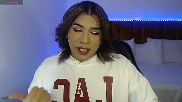 alexiaaross online show from 11-09-25, 09:02