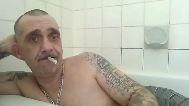 CandiedPompano online show from 10-02-25, 10:39