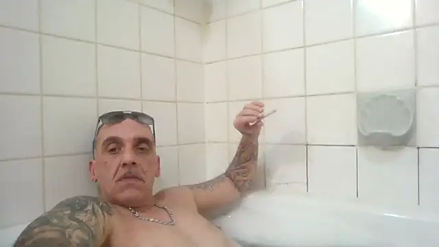 CandiedPompano online show from 10-14-25, 03:07