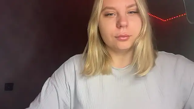 Thalia  Star online show from 11-27-25, 04:47