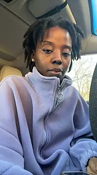 Snapshot of choclatepeaach chatting on 01-15-25, 11:30 choclatepeaach online show from 01-15-25, 11:30