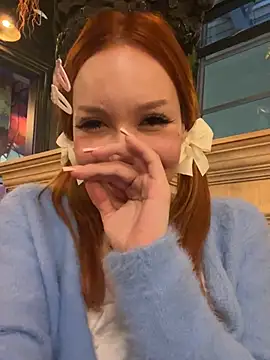 Snapshot of babydolll chatting on 12-19-24, 04:02 babydolll online show from 12-19-24, 04:02
