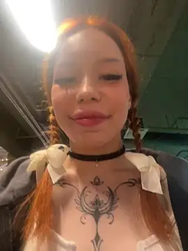 Snapshot of babydolll chatting on 12-22-24, 06:59 babydolll online show from 12-22-24, 06:59