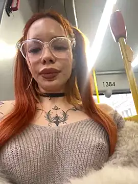 Snapshot of babydolll chatting on 01-23-25, 11:15 babydolll online show from 01-23-25, 11:15