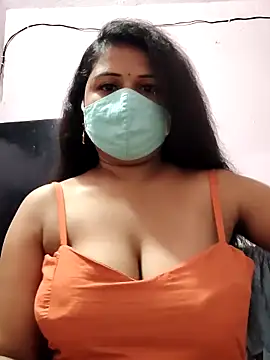 Snapshot of Dr_Chhaya chatting on 05-16-26, 03:55 Dr Chhaya online show from 05-16-26, 03:55