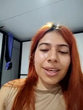 Snapshot of Caro_kitty- chatting on 03-18-25, 10:26 Caro kitty- online show from 03-18-25, 10:26