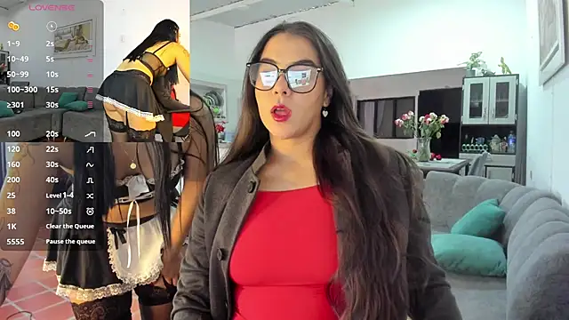 Snapshot of Caro_kitty- chatting on 11-26-25, 12:28 Caro kitty- online show from 11-26-25, 12:28