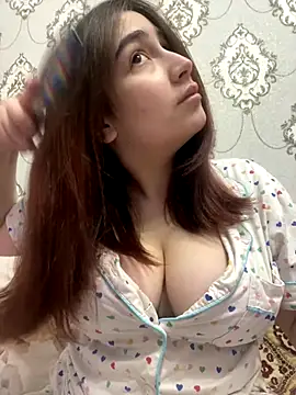 StormBeverly online show from 12-16-25, 01:16