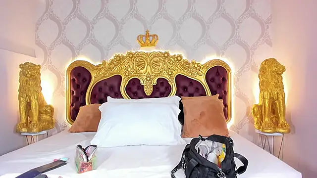 KendralHolson online show from 09-10-25, 04:34