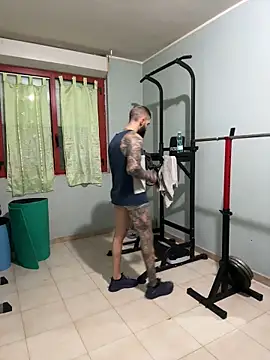 Gioeltoro89 online show from 12-18-25, 04:57