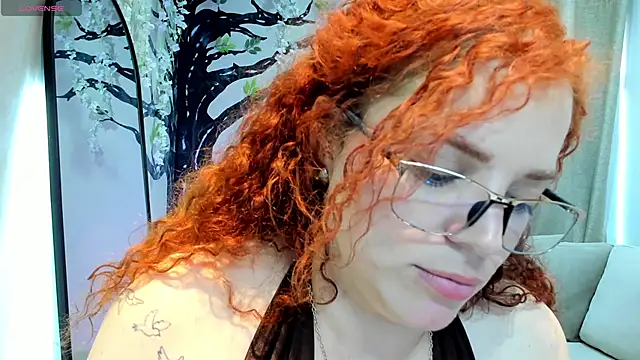 ebbafernandez  online show from 03-07-26, 12:02