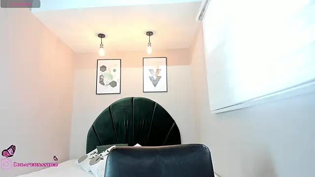 Snapshot of ebbafernandez_ chatting on 07-17-26, 12:23 ebbafernandez online show from 07-17-26, 12:23