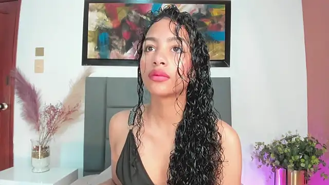 AntonellaHall  online show from 03-05-25, 11:49