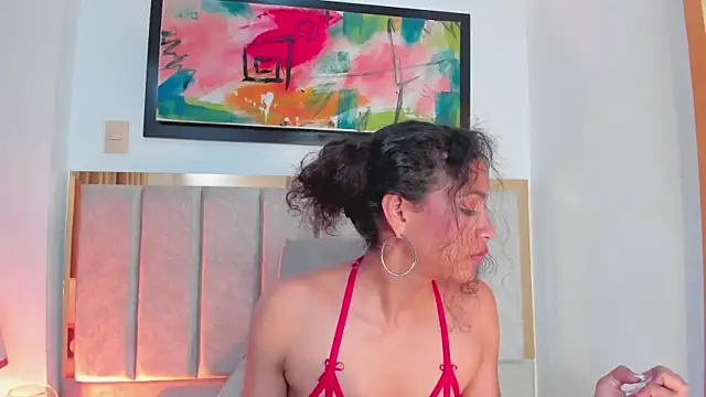 AntonellaHall  online show from 03-13-25, 06:12