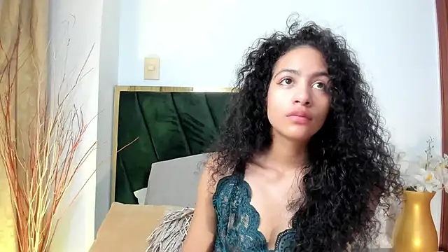 AntonellaHall  online show from 09-28-25, 02:22