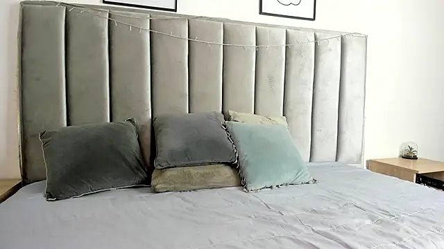 Laiia Page online show from 03-17-25, 02:56