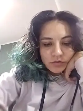 gigiqueen 18 online show from 03-18-26, 02:20