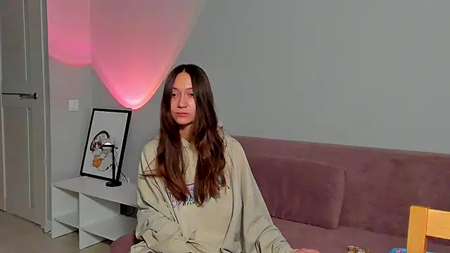 Snapshot of EllaSky_xoxo chatting on 01-17-25, 02:08 EllaSky xoxo online show from 01-17-25, 02:08