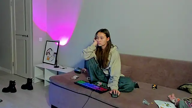 Snapshot of EllaSky_xoxo chatting on 01-31-25, 02:28 EllaSky xoxo online show from 01-31-25, 02:28